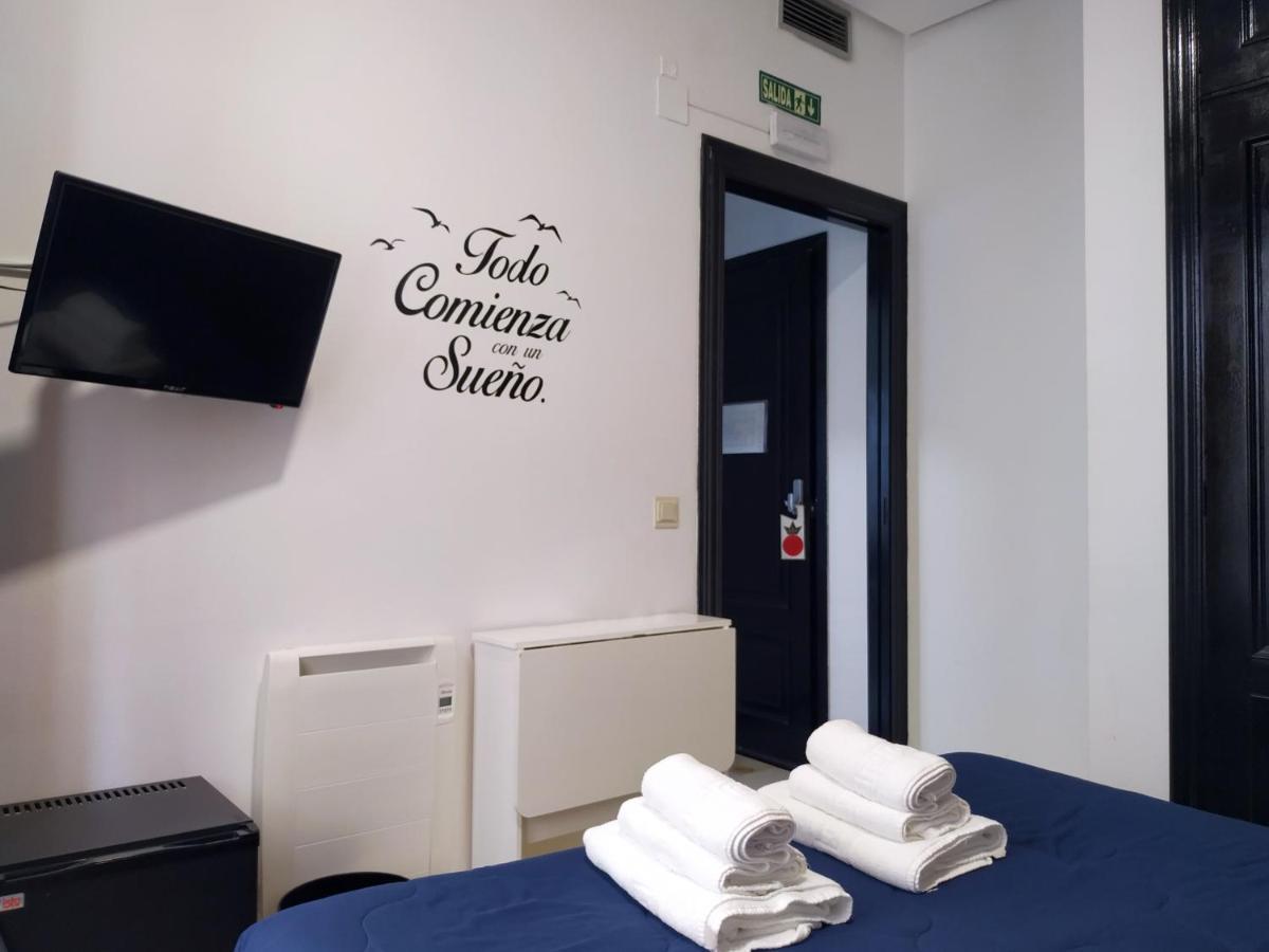 Flats Friends Plaza De La Reina Hotel Valencia Bagian luar foto